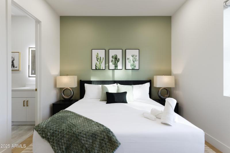 PropertyImageCo_7520EHIghlandAve_WEB_000