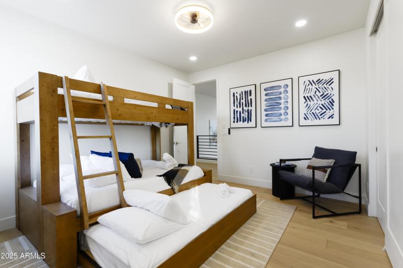 PropertyImageCo_7520EHIghlandAve_WEB_000