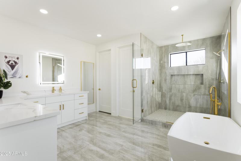 PropertyImageCo_7520EHIghlandAve_WEB_000