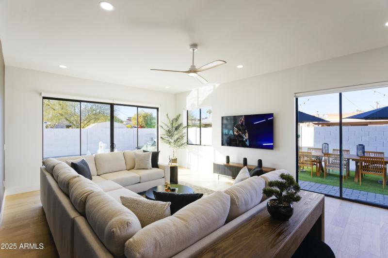 PropertyImageCo_7520EHIghlandAve_WEB_000