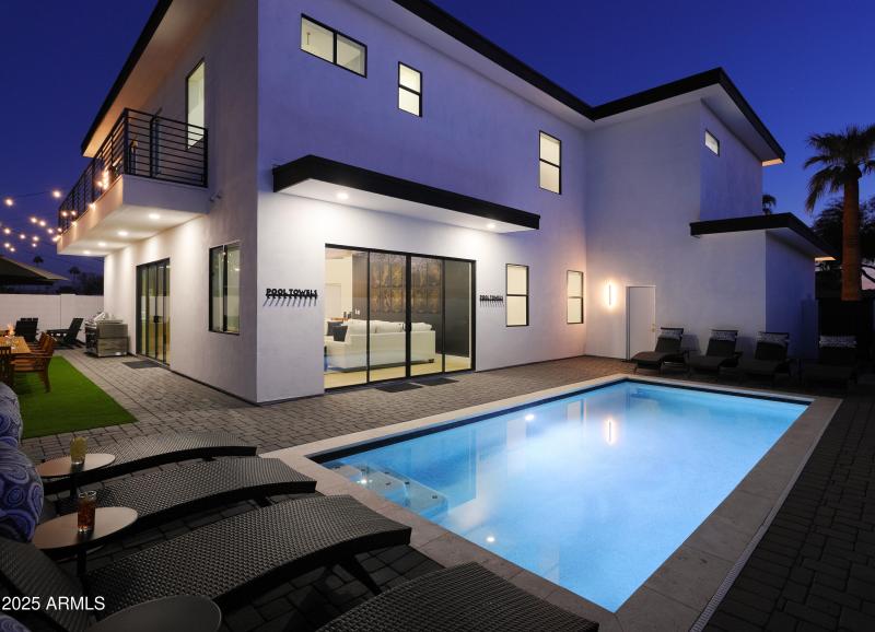 PropertyImageCo_7520EHIghlandAve_WEB_000