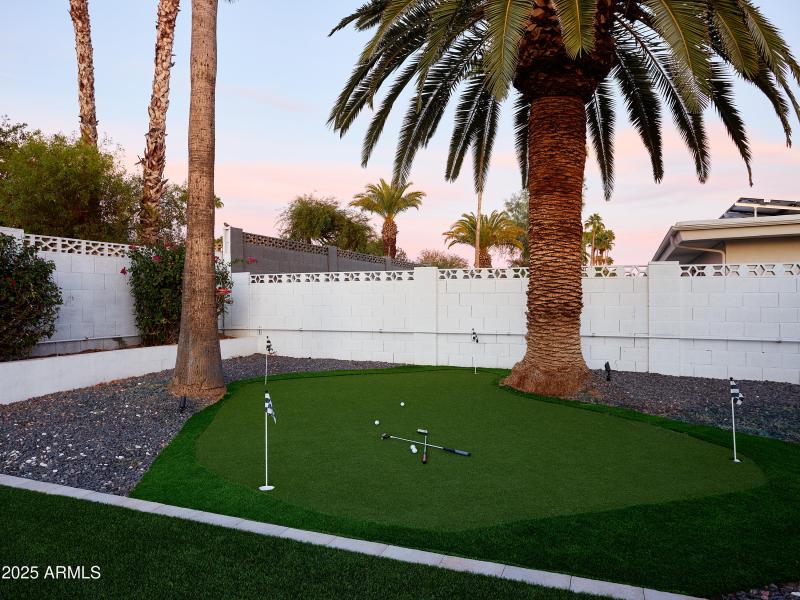 PropertyImageCo_6612EPresidioRd_Twilight