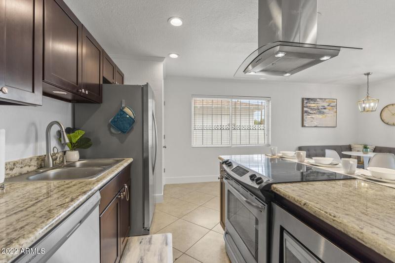 Kitchen Cooking Center