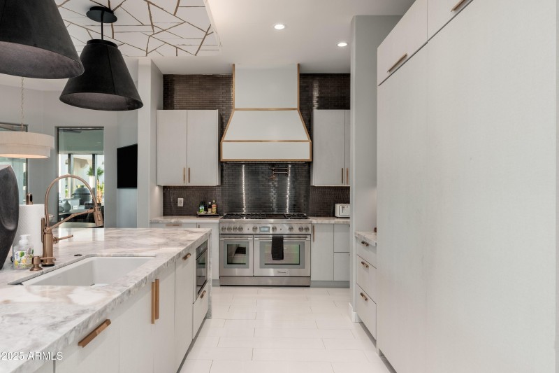 031_Kitchen