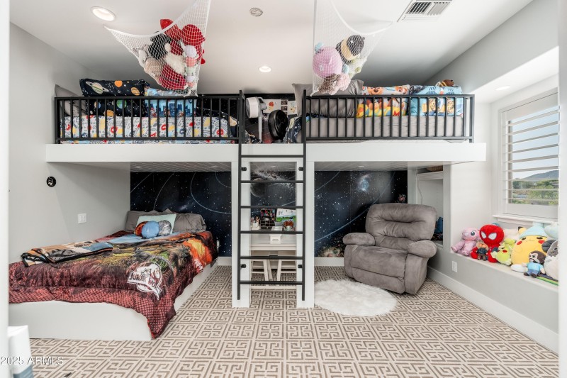 053_Kid Room