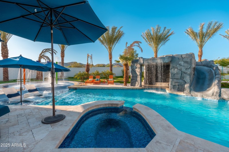 061_Pool Spa