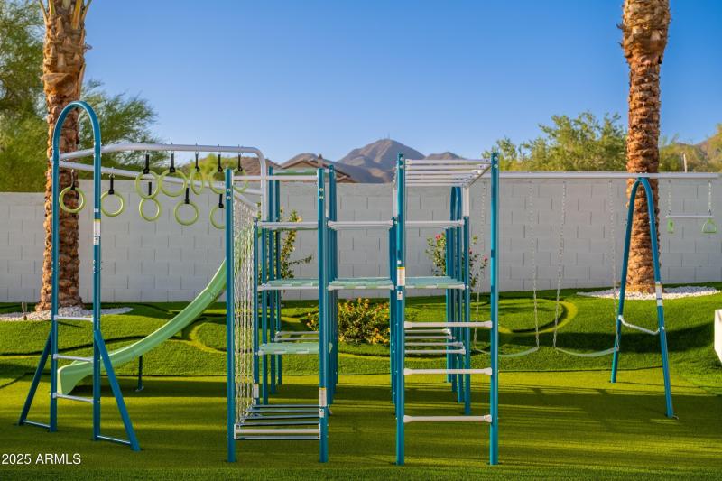 074_Playground