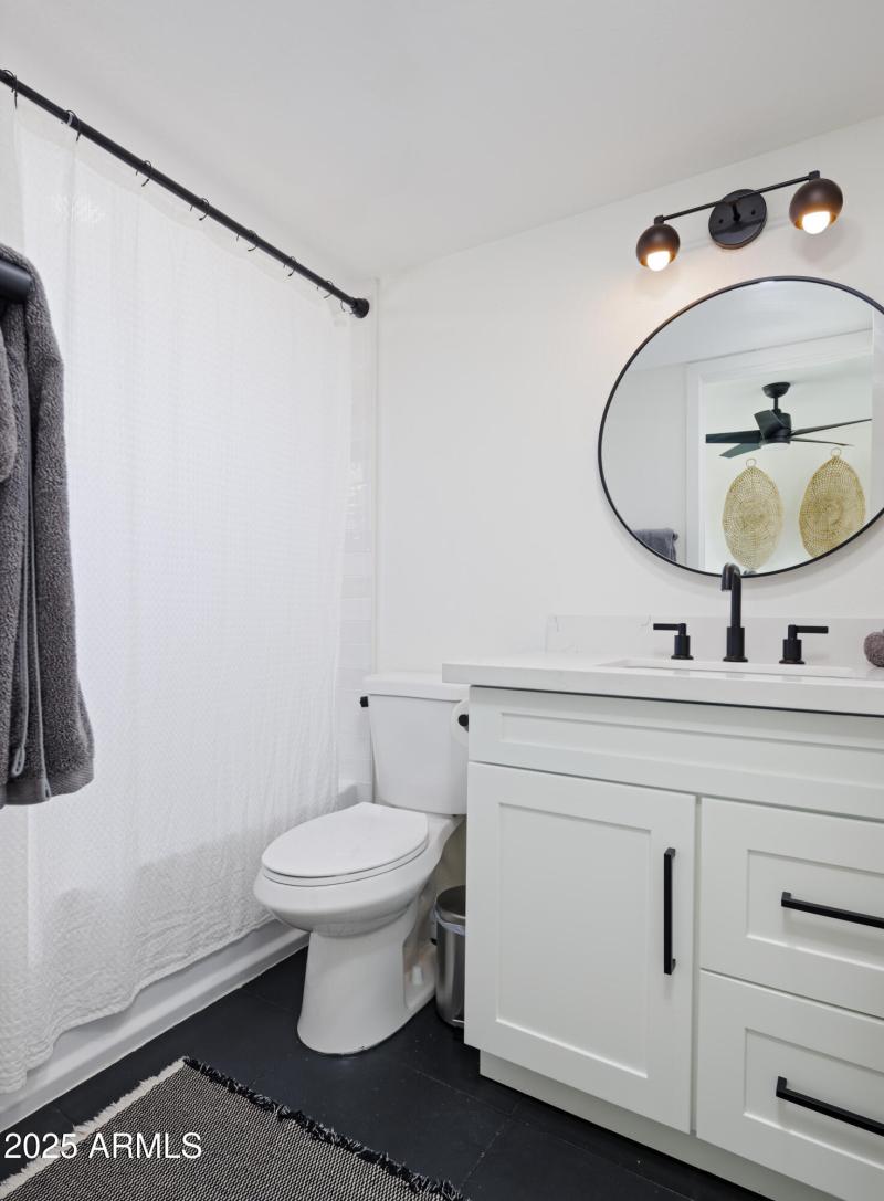 PROPERTYIMAGECO_5502EGrandviewRd_WEB-28