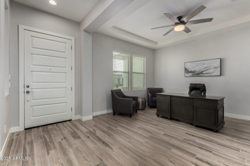 Entry/Den/Office