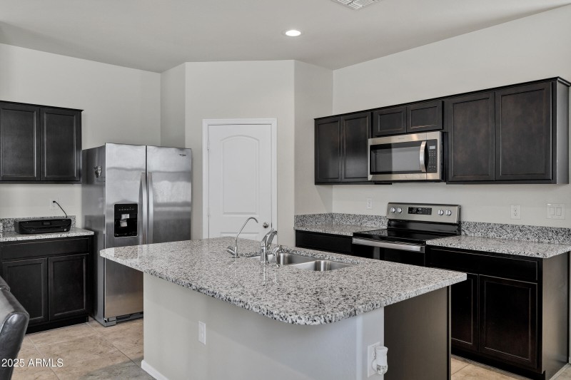 4801 E Living Stone Way-8