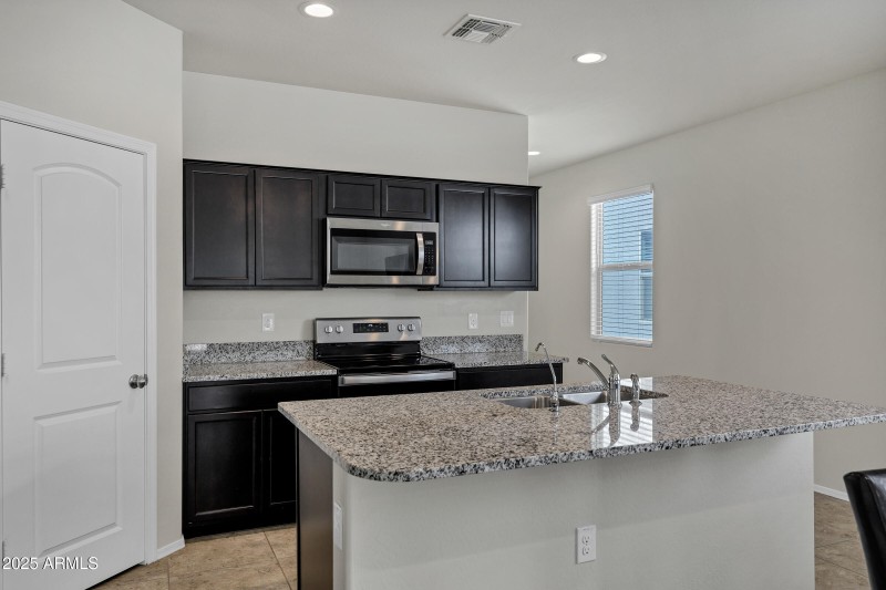 4801 E Living Stone Way-10