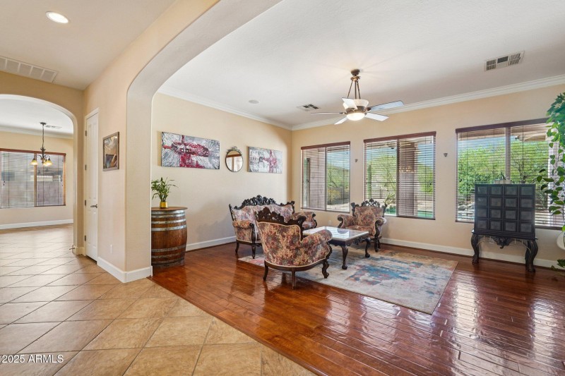 Hallway-Bonus Room