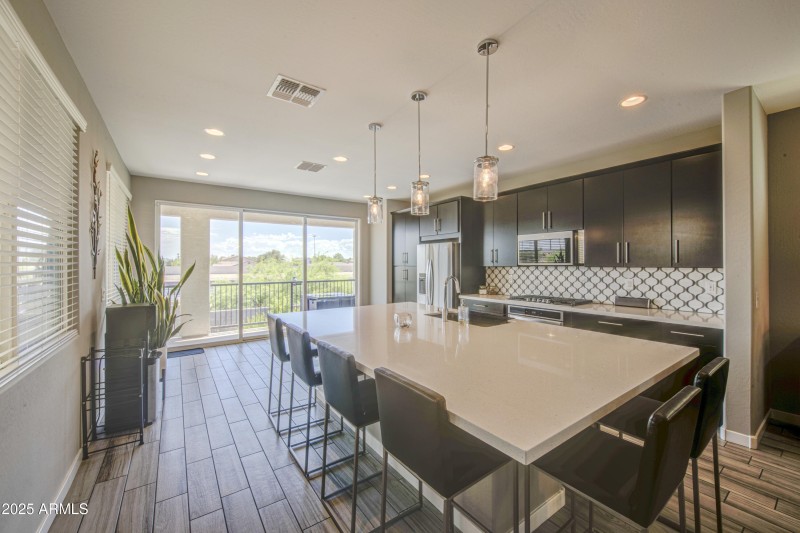 Kitchen 8