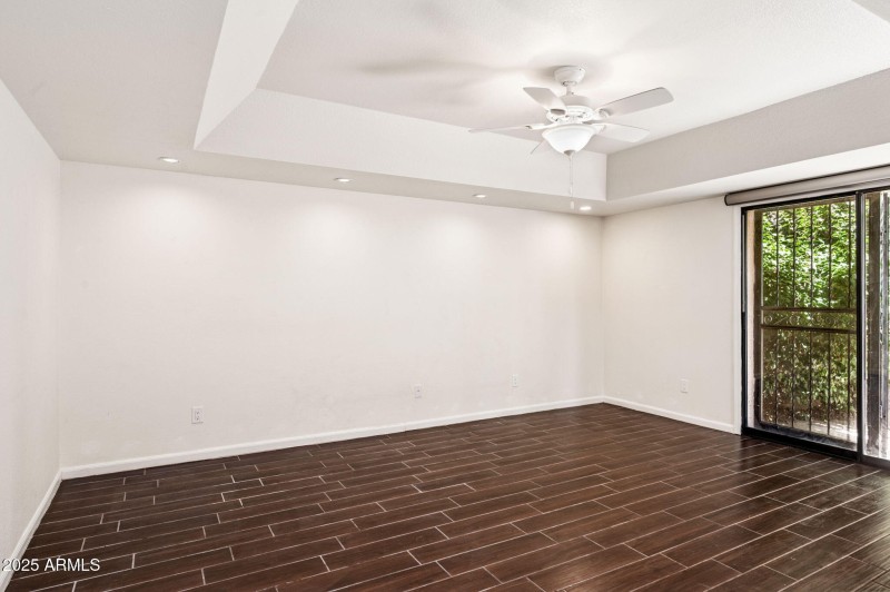 Spacious Primary Suite
