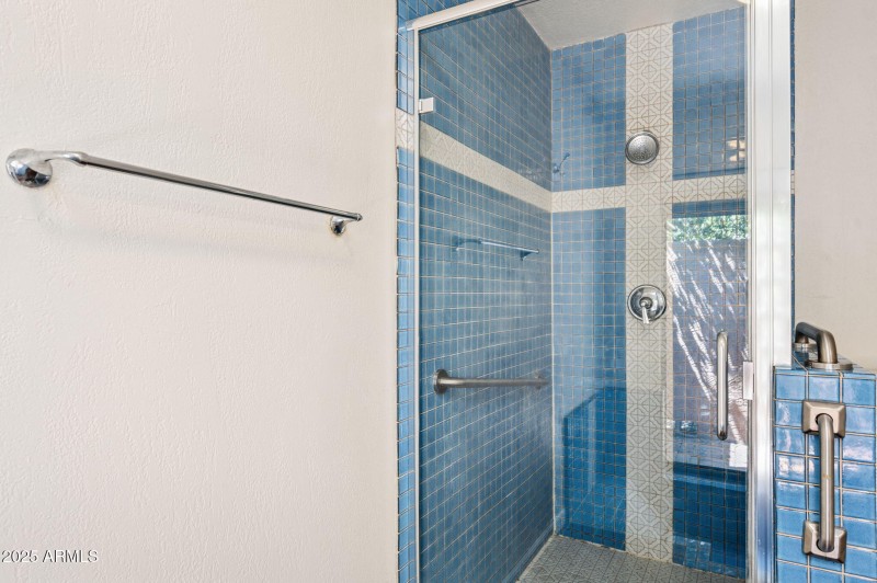 Walk-in Shower
