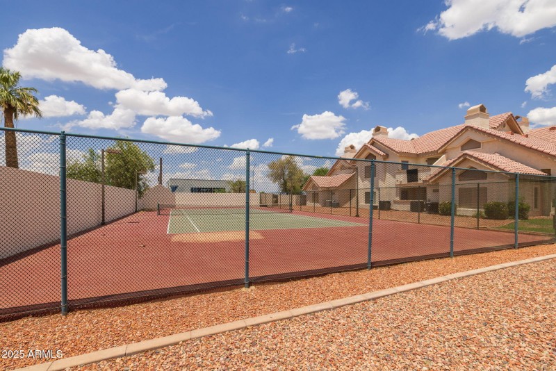 29-web-or-mls-2801 N Litchfield Rd unit