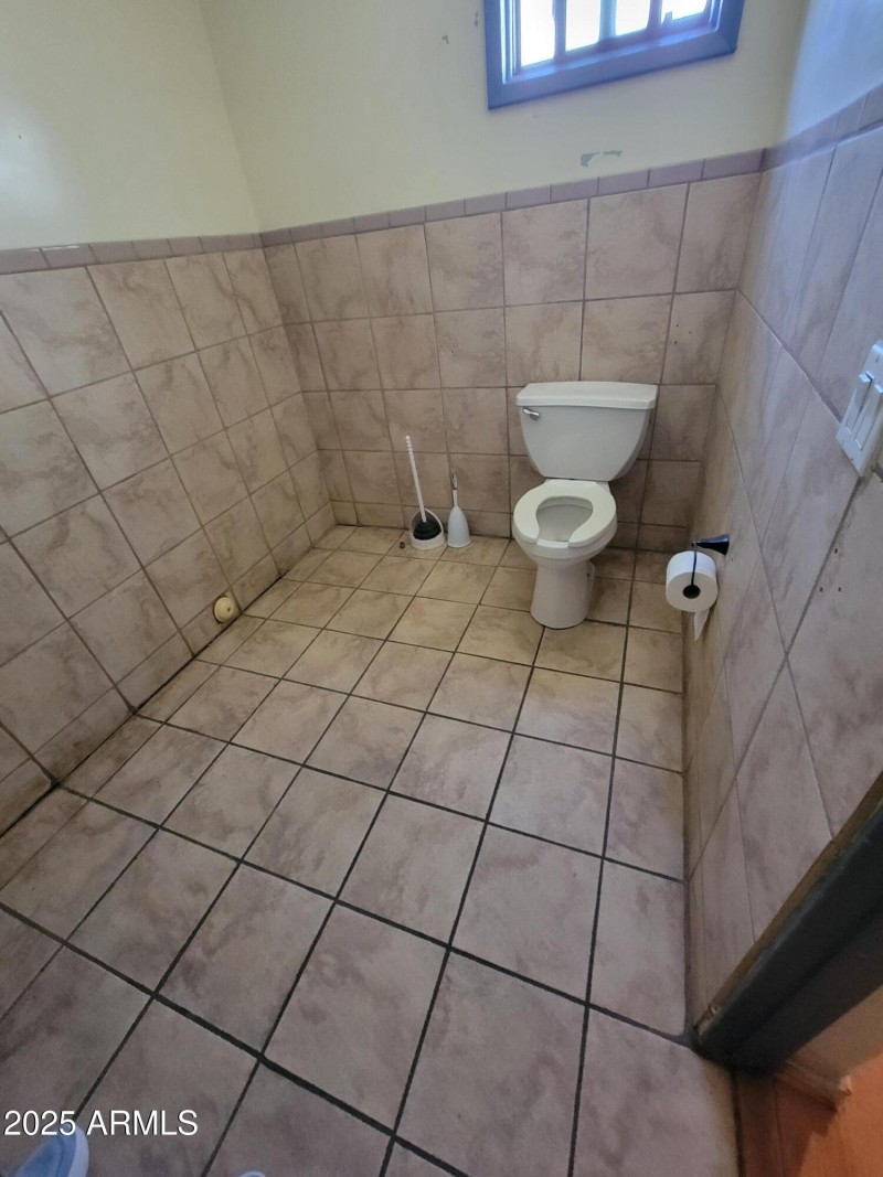 1st of 2 Bathrooms