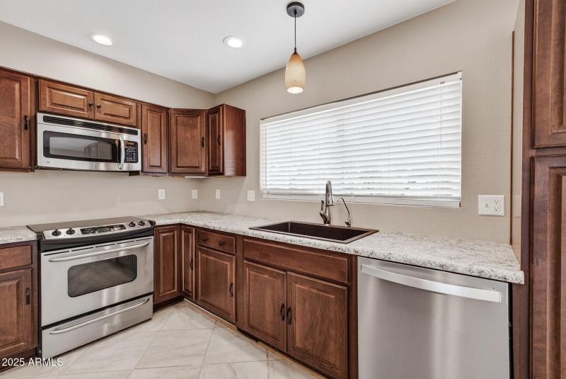 20_13219_Ashwood19_mls