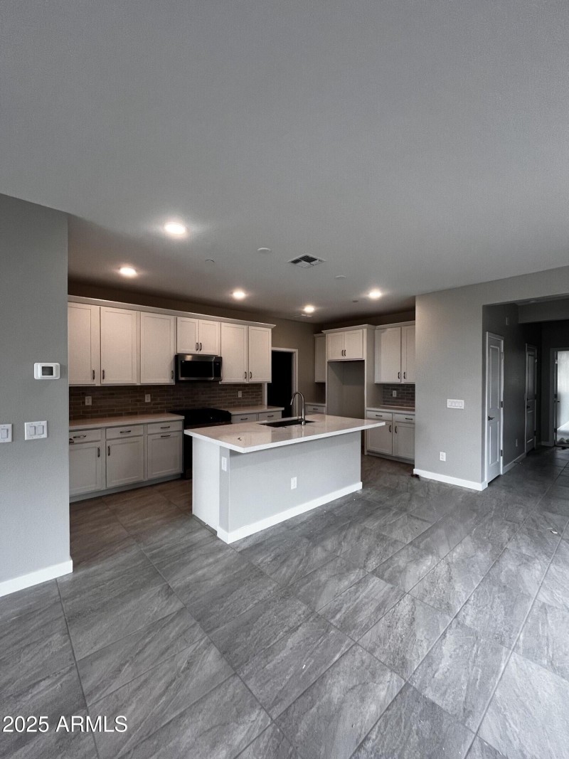 MV Lot 43 - Dining Area & Kitchen