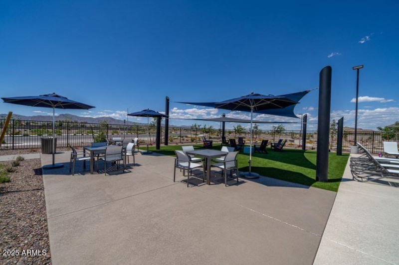 Allen Ranches Seating Area at Pool_1 (1)