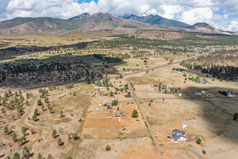 5850 E Girls Ranch Rd-5