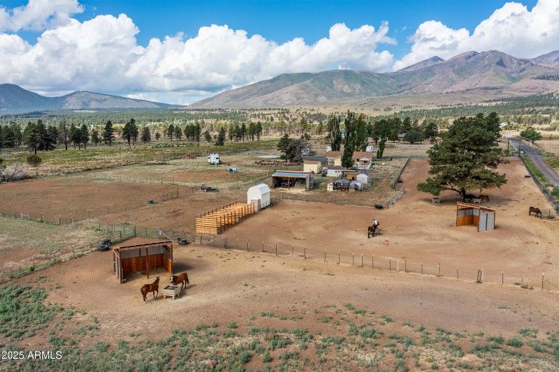 5850 E Girls Ranch Rd-9