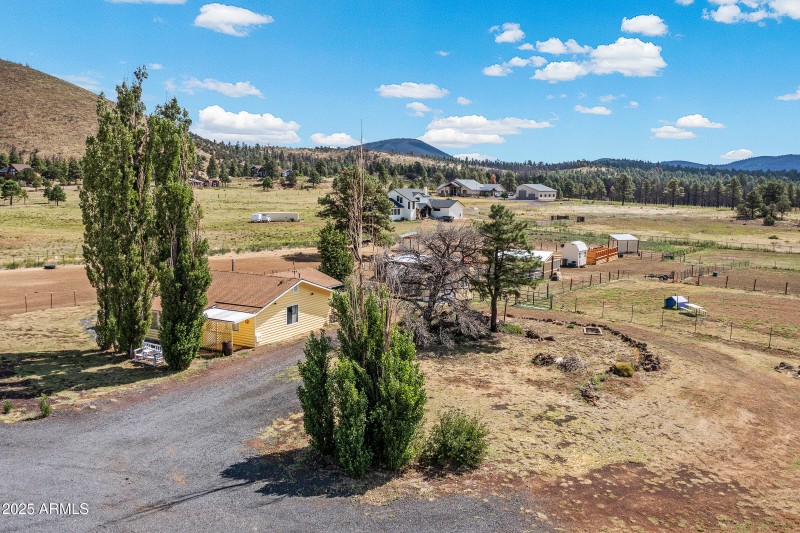 5850 E Girls Ranch Rd-13