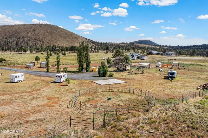5850 E Girls Ranch Rd-14