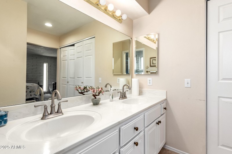Double vanity in master bathroom