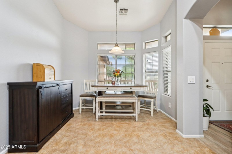 15-web-or-mls-W Zion Rd-S2207-015