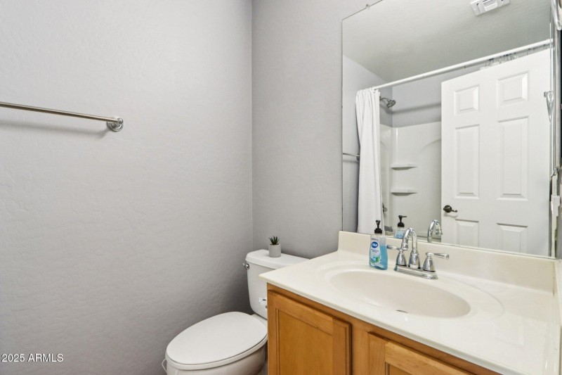 26-web-or-mls-W Zion Rd-S2207-026