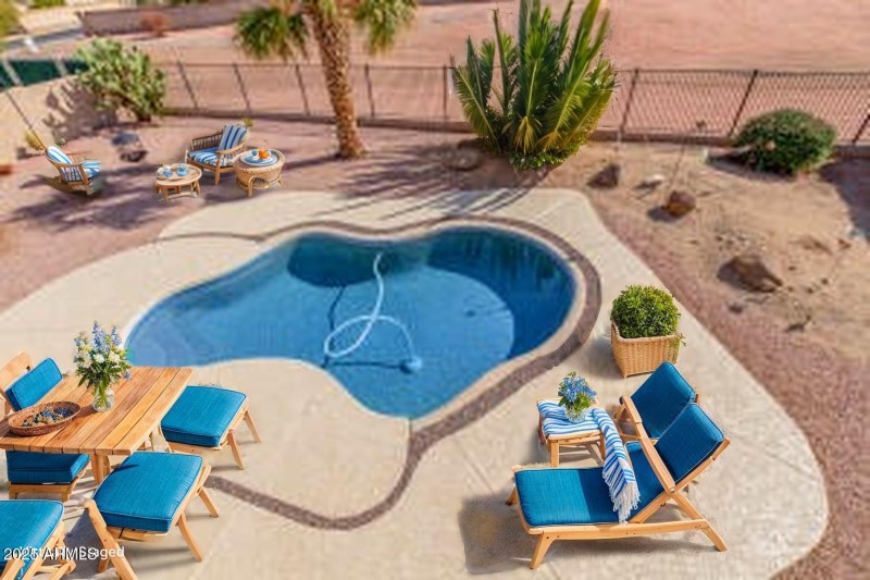 pool - Outdoor - Coastal - 2