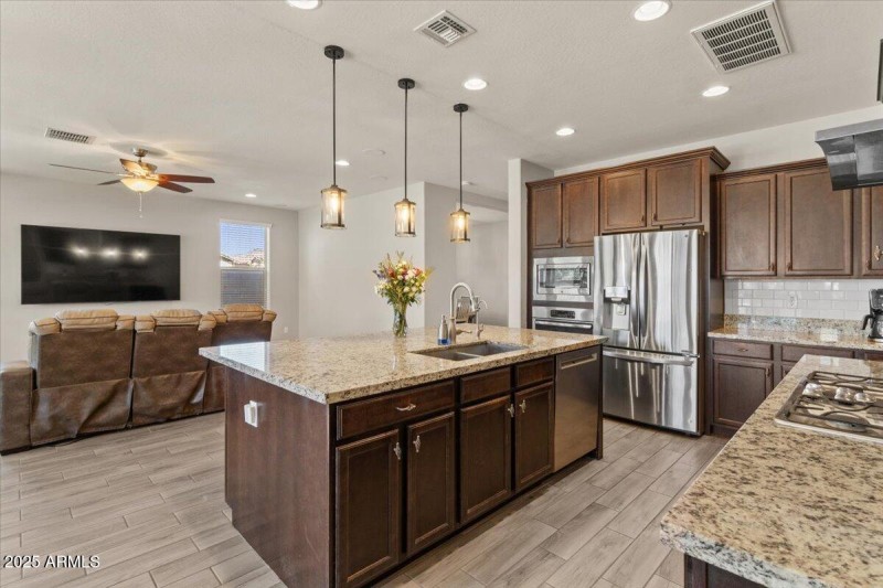 20-Kitchen