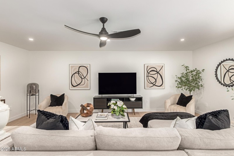 Comfortable Living with Modern Touches