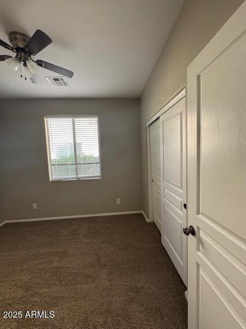 bedroom1s
