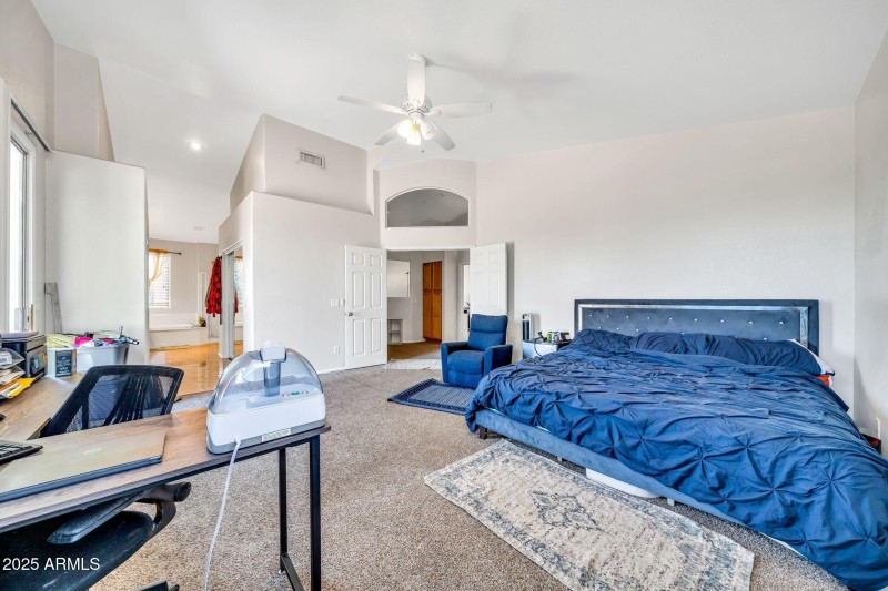 3341 N Garden Lane-23