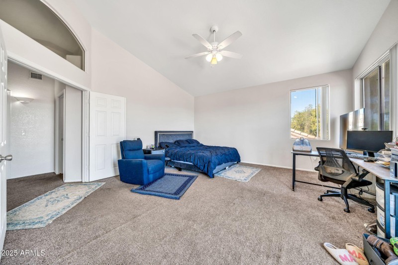 3341 N Garden Lane-26