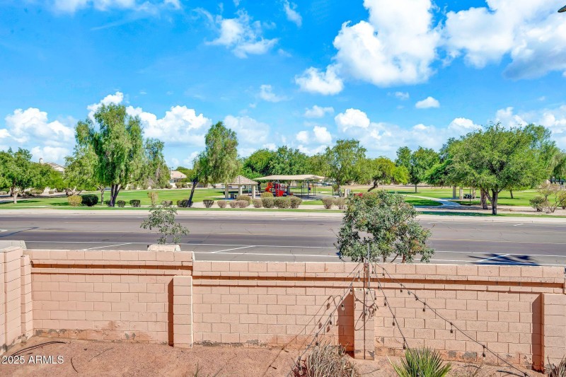 3341 N Garden Lane-48