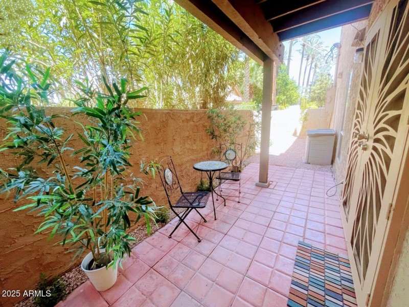 Private Shaded Patio