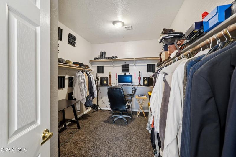 Primary Suite Closet-1