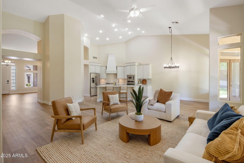 SH-familyroom