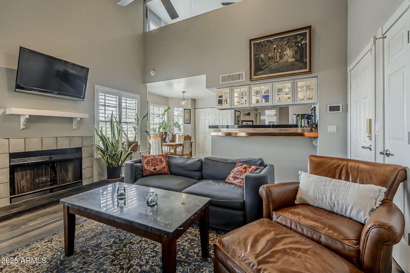 7-web-or-mls-Southern Ave-7