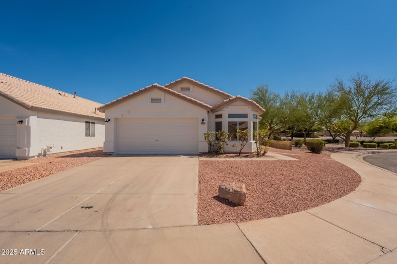 2-web-or-mls-Ivanhoe-2