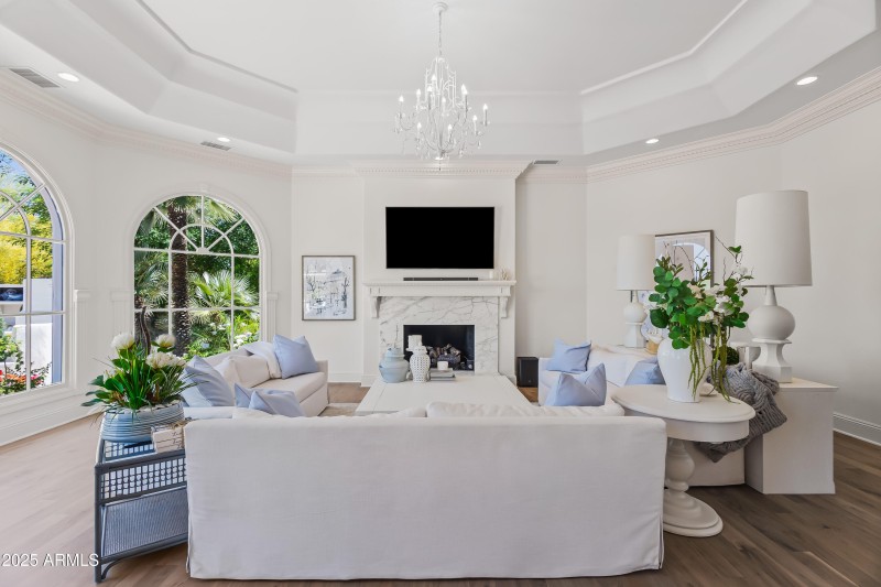 Living Room with Gas Fireplace