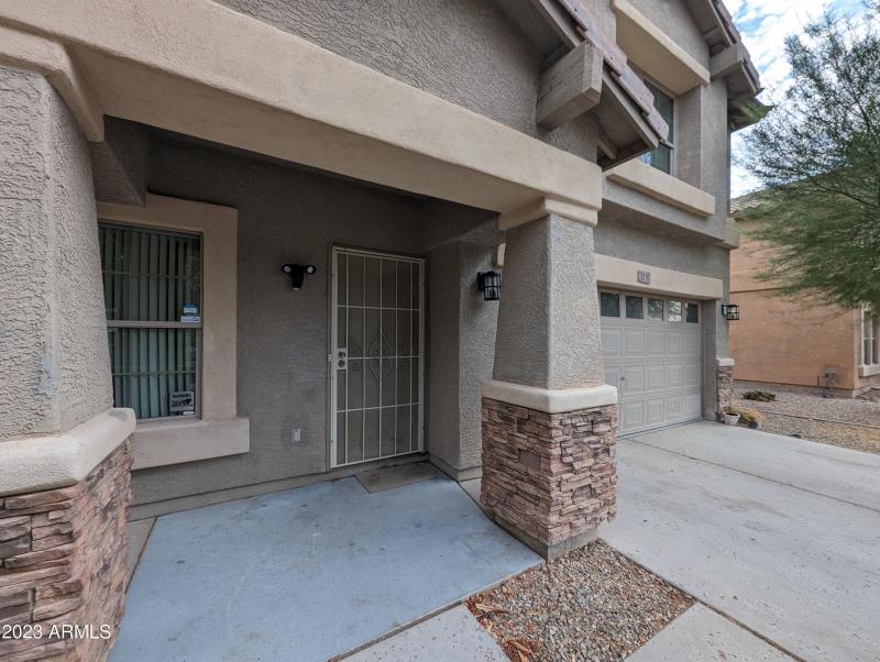 3215 W SAINT ANNE AVE