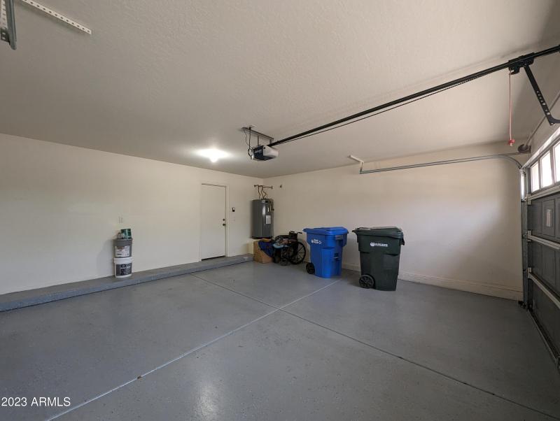 3215 W SAINT ANNE AVE