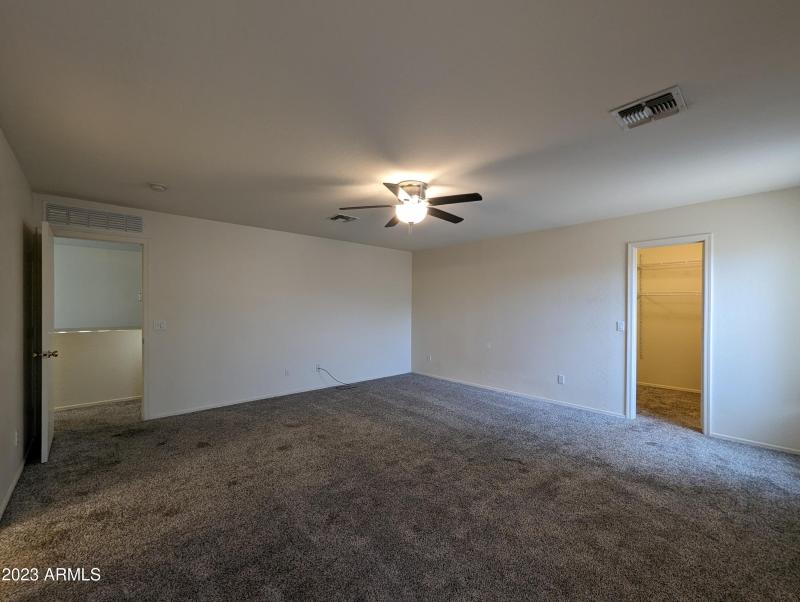 3215 W SAINT ANNE AVE