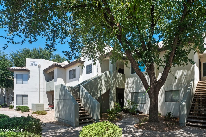Private Stairway Entry