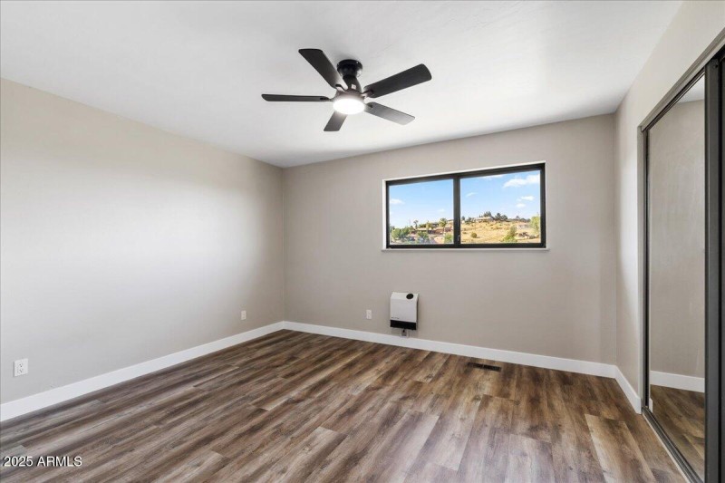 15-Upstairs Bedroom 2