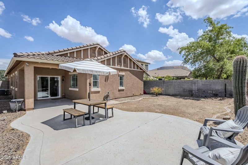 49-web-or-mls-Zachary-49